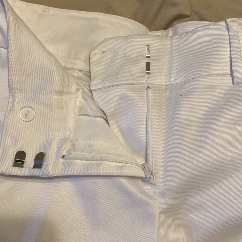 Shorts - Picture 4 of 4